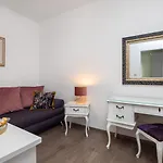 Romantic Luxury Nocleg ze śniadaniem