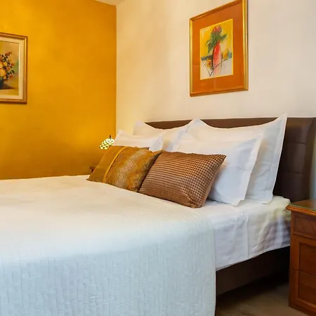 Romantic Luxury Oda ve Kahvaltı