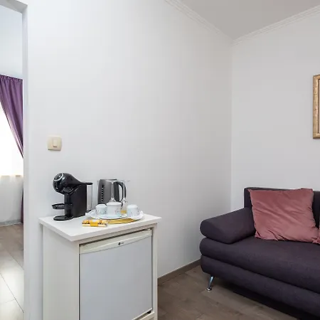 Romantic Luxury Split