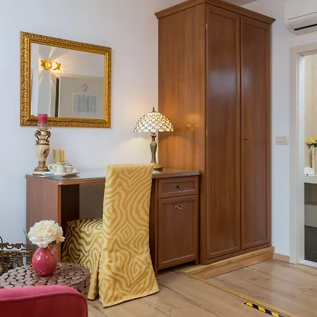 Romantic Luxury 4* Split