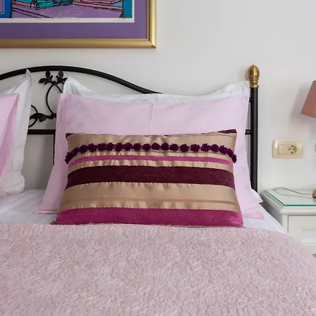 לינה וארוחת בוקר Romantic Luxury ספליט