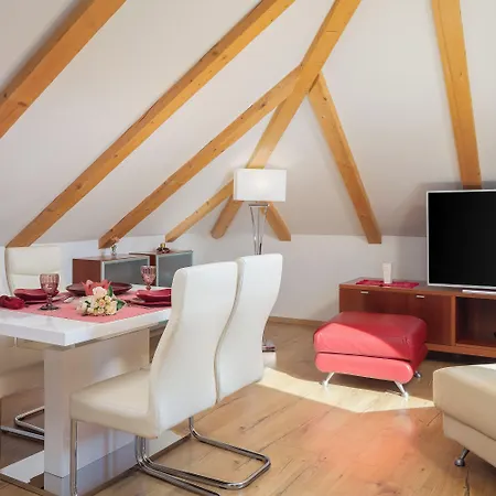 Panzió Romantic Luxury 4*