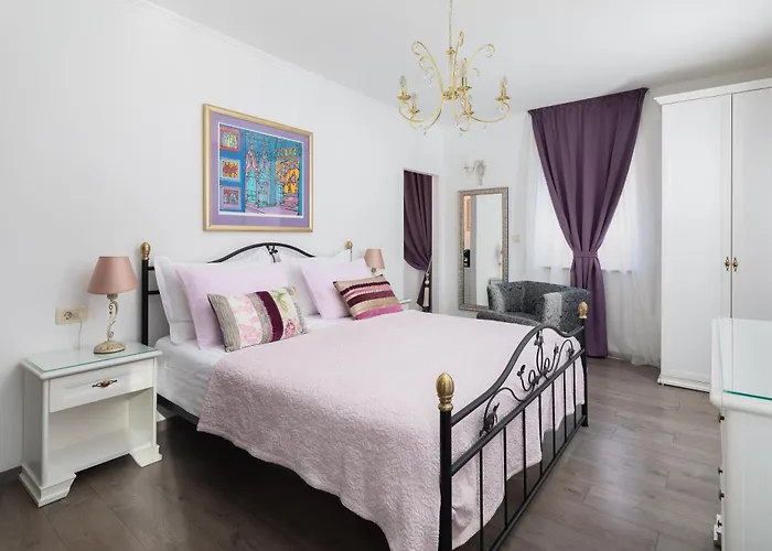Romantic Luxury