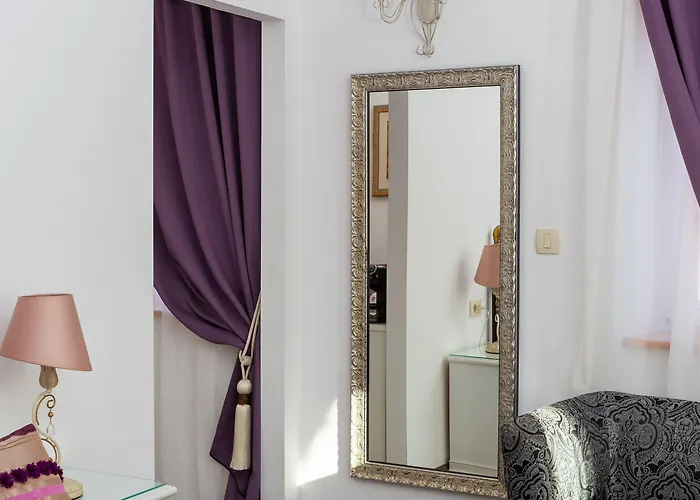 Romantic Luxury ספליט